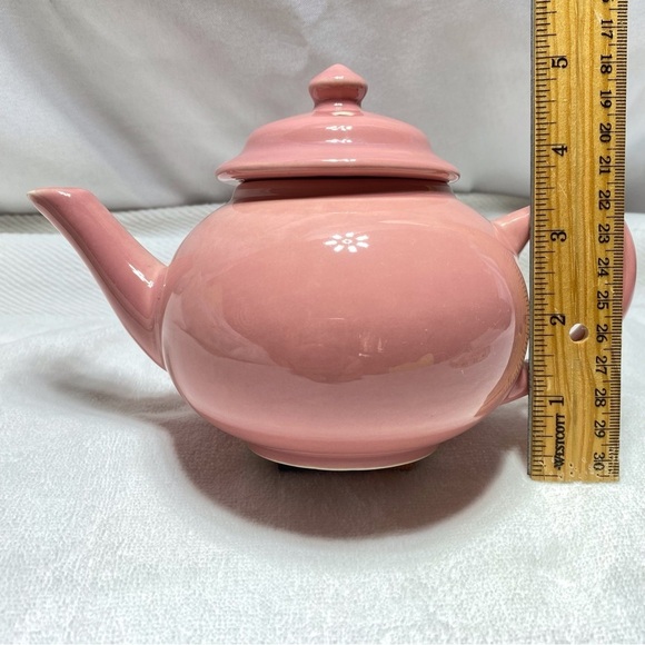 Vintage in EUC. Adorable pink ceramic pottery teapot - Picture 11 of 13